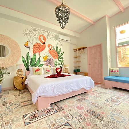 ホテル Flamingo ギリ・トラワンガン 部屋 写真