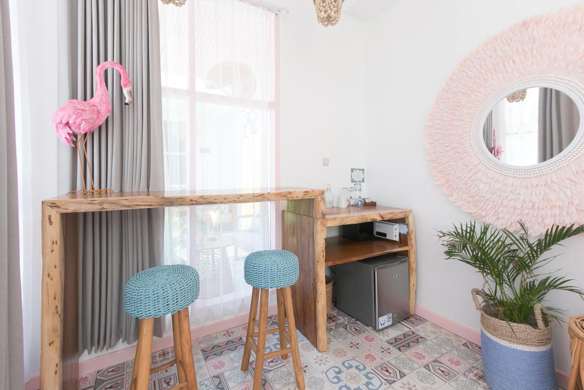 ホテル Flamingo ギリ・トラワンガン 部屋 写真